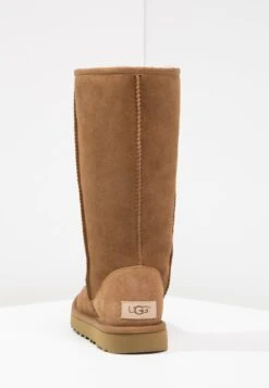 Ugg CLASSIC II - Stiefel - Chestnut 10 Ugg CLASSIC II - Stiefel - Chestnut -Gerry Weber Verkäufe 49f358ffa10948678655e411bf772cc7