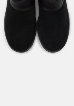 UGG Damen Stiefel "Classic Tech Mini" - Snowboot/Winterstiefel - Black -Gerry Weber Verkäufe 658004894f6d4f379acf4f90f2b97046