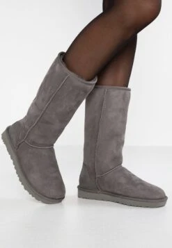Ugg CLASSIC II - Stiefel - Grey
